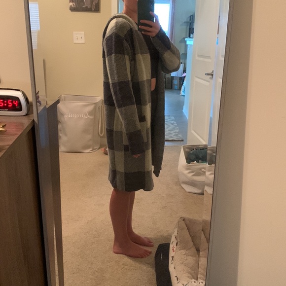 Hooded Cardigan - Picture 9 of 9